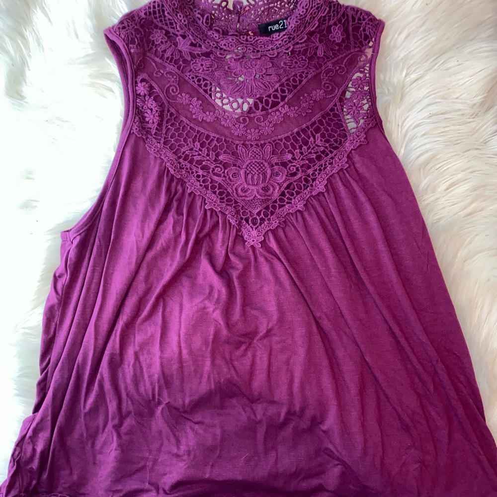 Rue 21 top